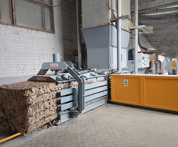 Sistem complet automat de îndepărtare a deșeurilor și sistem de colectare a prafului de înaltă eficiență pentru fabricile de carton din Rusia