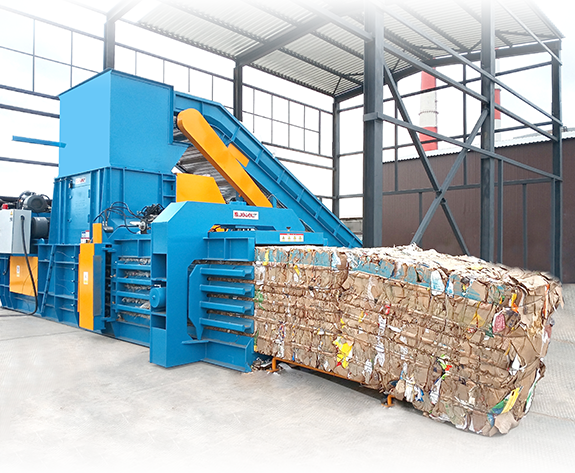 Soluție de balotat multifuncțional pentru Centrul de Reciclare din Belarus
